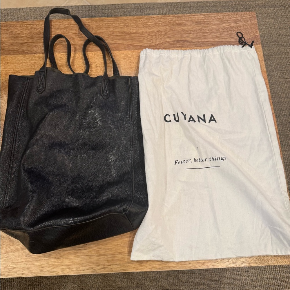 Cuyana Black Leather Tote